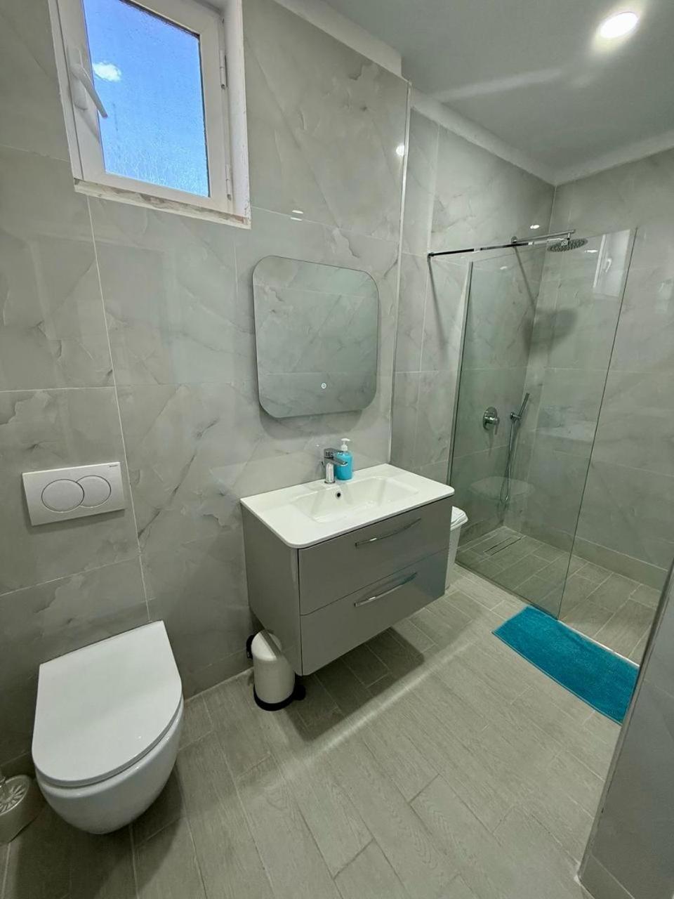 Stolis Hotel Himara